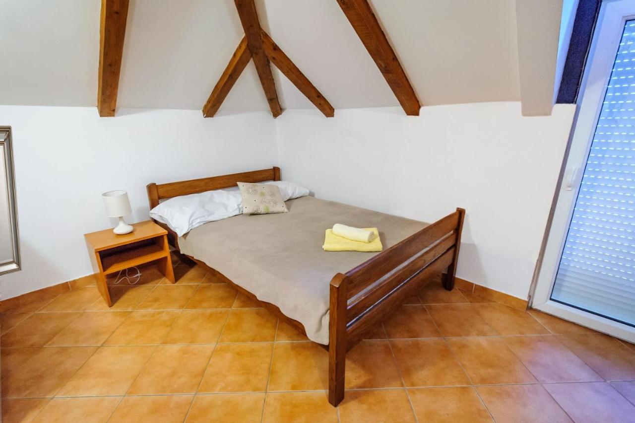 Apartments & Rooms Lucie Posedarje Εξωτερικό φωτογραφία