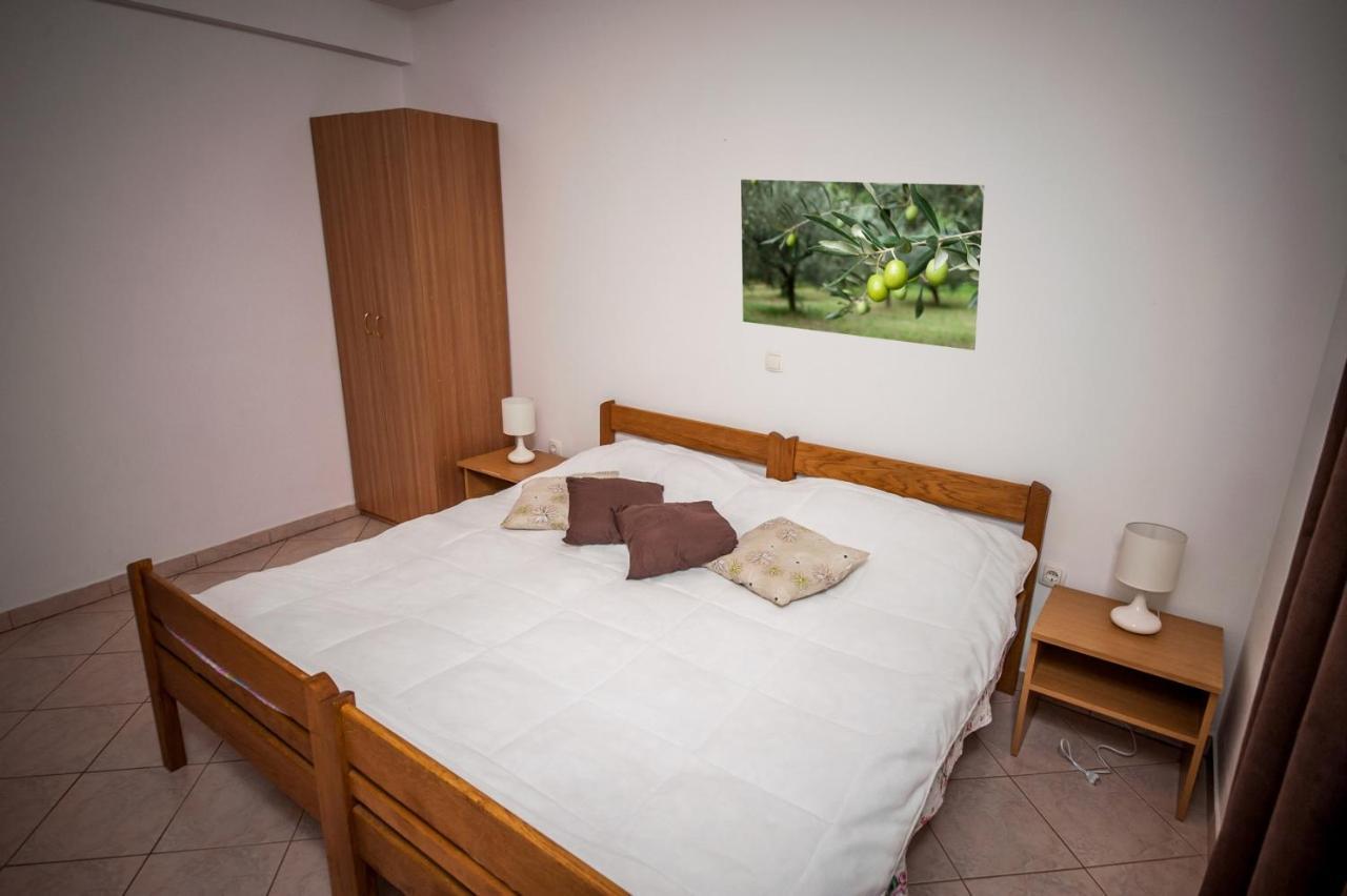 Apartments & Rooms Lucie Posedarje Εξωτερικό φωτογραφία