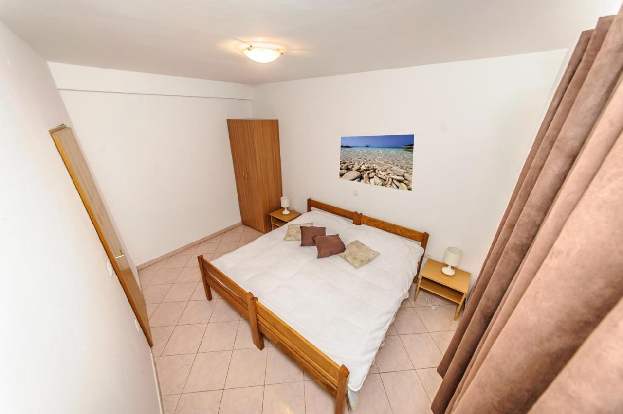 Apartments & Rooms Lucie Posedarje Εξωτερικό φωτογραφία