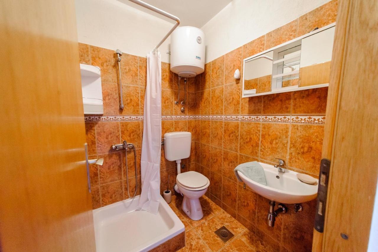 Apartments & Rooms Lucie Posedarje Εξωτερικό φωτογραφία