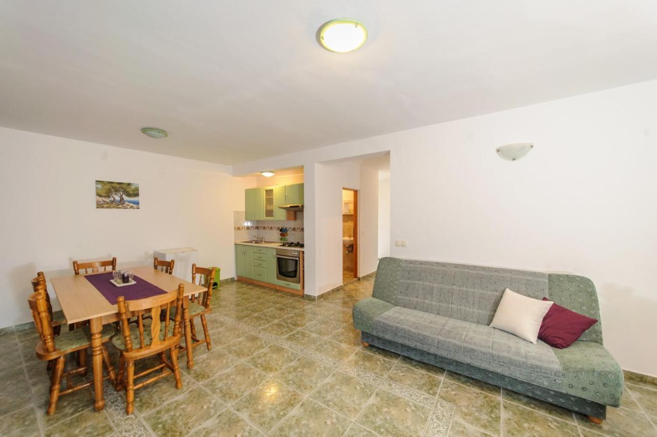 Apartments & Rooms Lucie Posedarje Εξωτερικό φωτογραφία